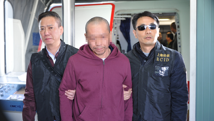 要让境外在逃犯罪嫌疑人知道,海外不是法外之地,无论海角天涯,有逃必追。