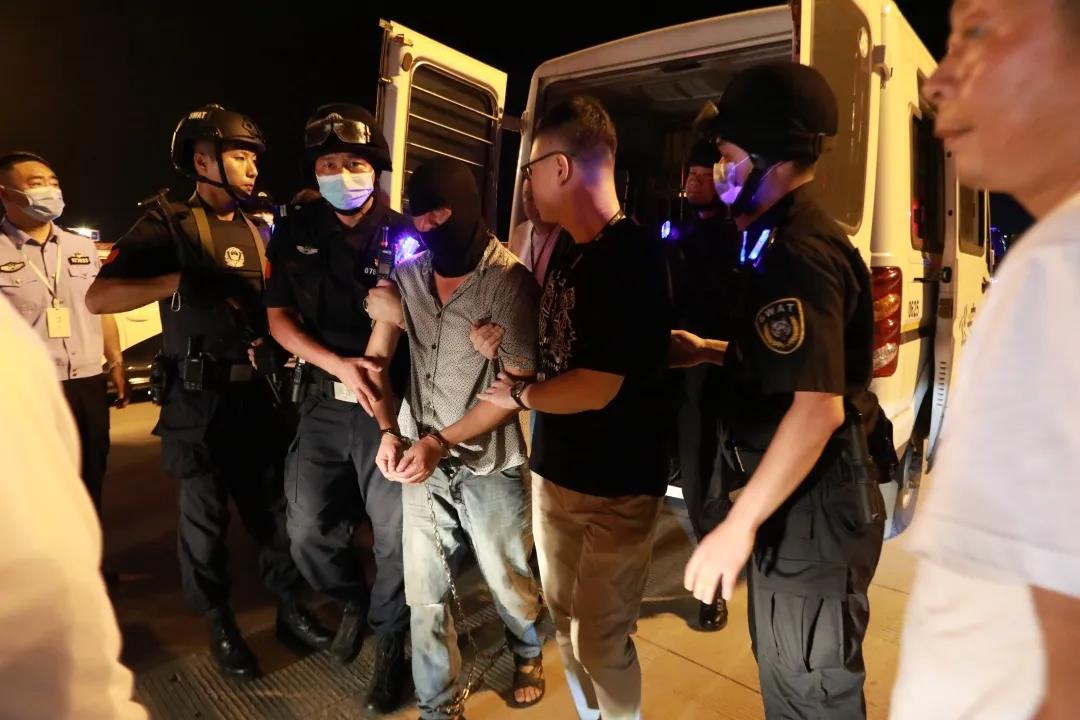 26年前发生在英山县金家铺镇黄林冲村的恶性杀人案终于“尘埃落定”。