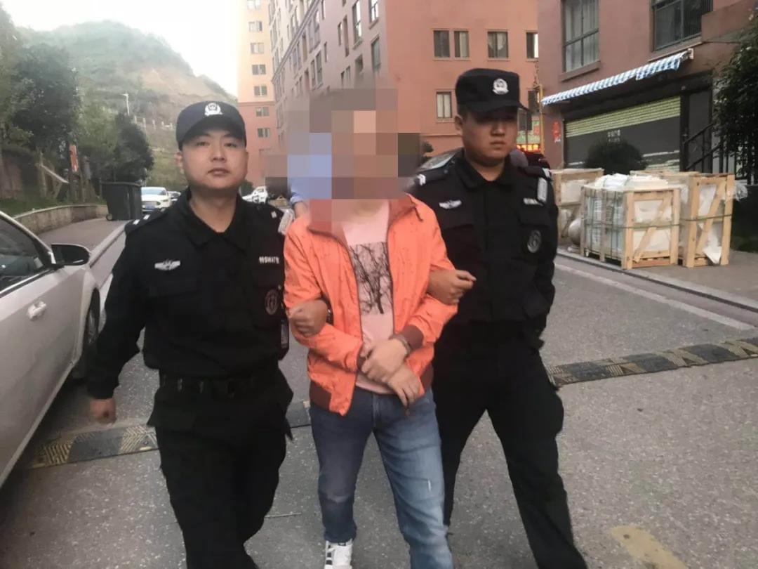 捣毁多个涉黄网络直播平台,抓获涉案人员14名,冻结涉案资金100余万元