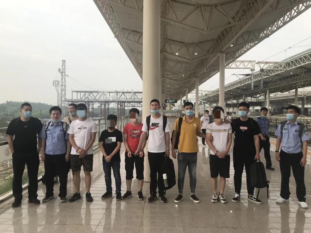 高智商犯罪团伙!头目竟是重点大学研究生。