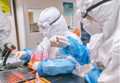 星期二,农历十一月廿二、母亲吃中药后母乳喂养,3个月大婴儿核酸检测转阴!