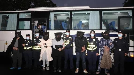 一起抢劫案背后的惊天陷阱