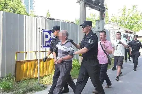 猪肉铺老板杀人分尸，23年后落网：我不认不现实