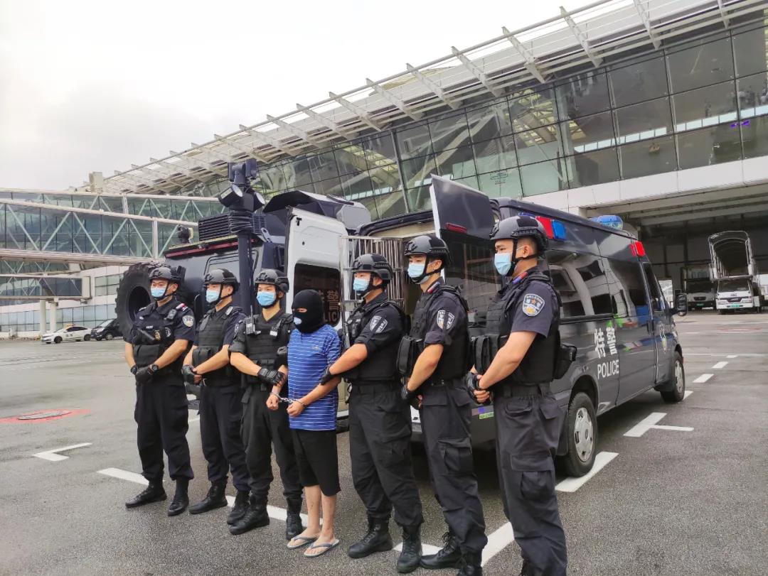 武汉警方成功抓获部督在逃嫌疑人