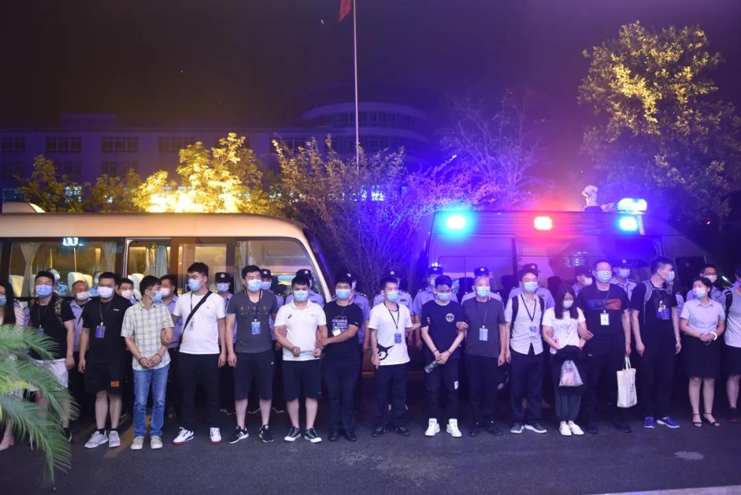 人民日报:打击电诈 守护群众钱袋子 建设更高水平的平安中国