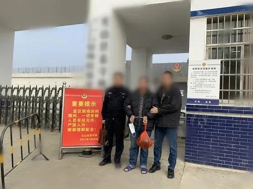 珠海香洲公安千里追凶,抓获潜逃21年命案罪犯