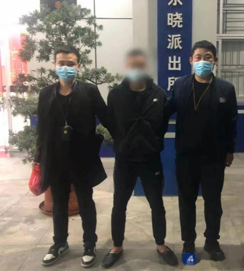深圳一男子入室盗窃贵重首饰,不料事主家中门禁视频录下行踪