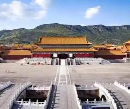横店影视城爆发疫情，群演跑路？造谣者已被抓获！【三分钟法治新闻全知道】