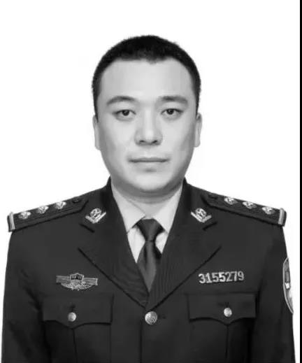 上海民警因公殉职,年仅37岁!战友,一路走好!