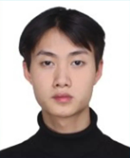 何佳龙