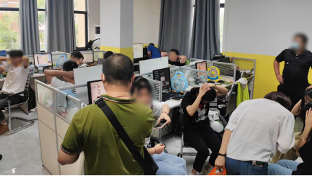 抓捕现场曝光!诈骗团伙披着“中医门诊”外衣坑骗老人购买保健品